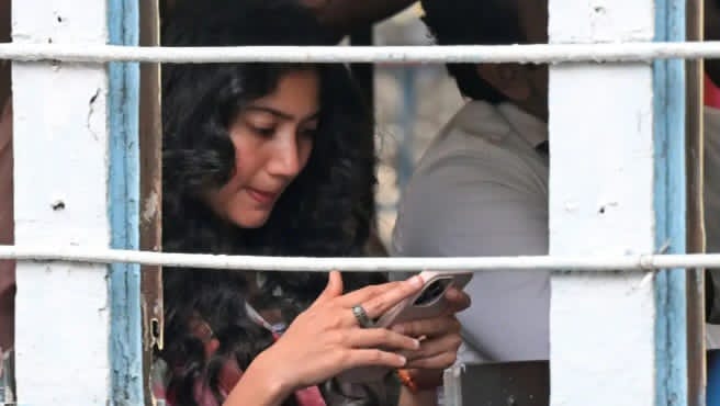 बॉलीवुड फिल्म सुटिंग साइ पल्लवी बॉलीवुड फिल्म सुटिंग साइ पल्लवी