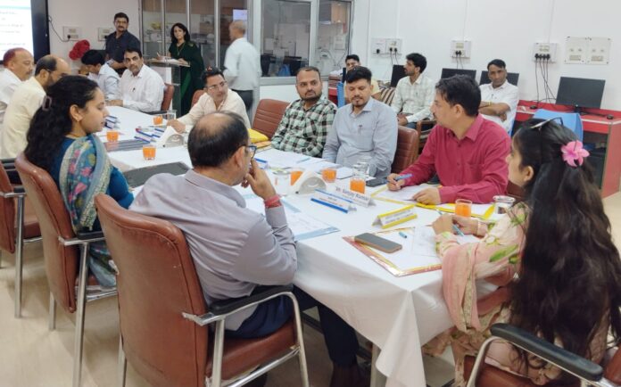 जिलाधीश गंधर्वा राठौड़ वोकेशनल लैब का उद्घाटन जिलाधीश गंधर्वा राठौड़ वोकेशनल लैब का उद्घाटन