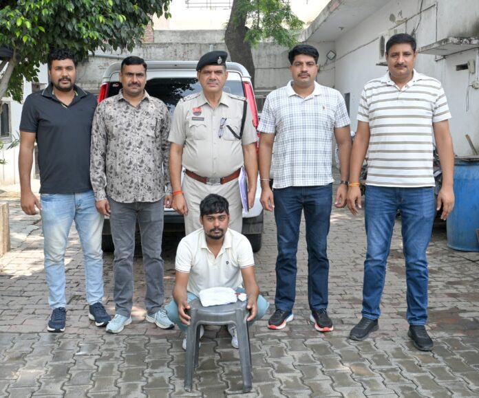 पानीपत पुलिस ने नशा तस्कर को पकड़ लिया है पानीपत पुलिस ने नशा तस्कर को पकड़ लिया है