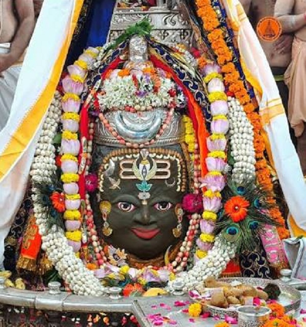 सावन का पहला सोमवार भस्म आरती सावन का पहला सोमवार भस्म आरती