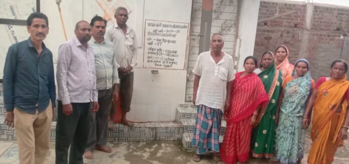 ग्रामीण हितग्राही समुदाय एकजुट हुए ग्रामीण हितग्राही समुदाय एकजुट हुए