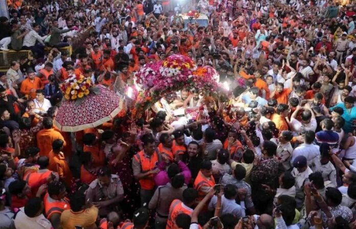 भगवान महाकाल की सवारी की तस्वीर