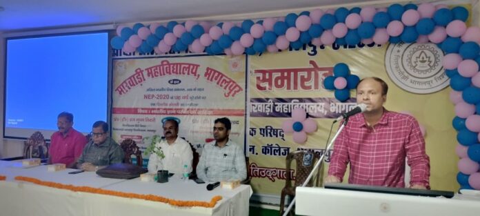 अतिथि का सम्मान करने का महत्व अतिथि का सम्मान करने का महत्व