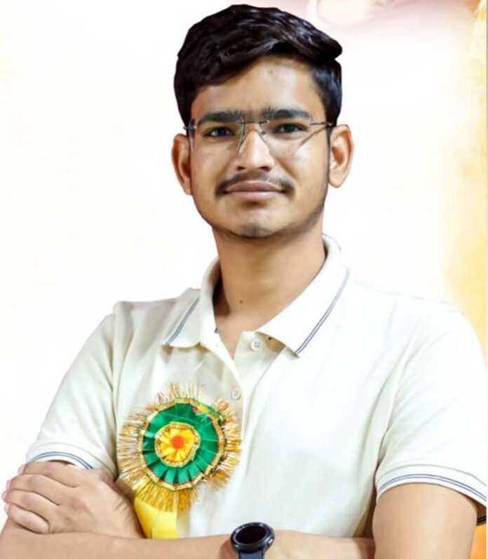 कमलदीप अत्री सोशल मीडिया संयोजक कमलदीप अत्री सोशल मीडिया संयोजक