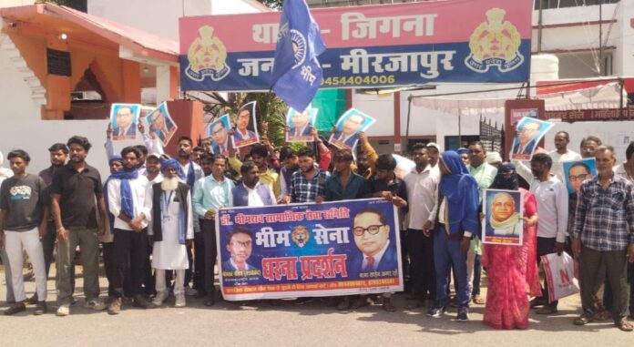 भीम सेना के कार्यकर्ता