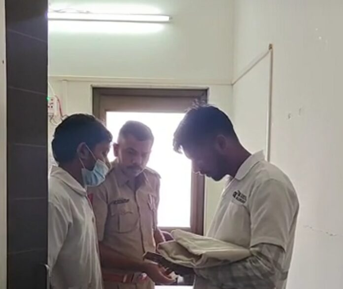 डॉ हर्ष पंड्या आत्महत्या मामला जांच डॉ हर्ष पंड्या आत्महत्या मामला जांच