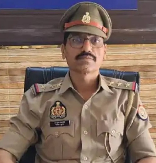 निलंबित प्रभारी निरीक्षक का फाइल फोटो हाल ही में निलंबित प्रभारी निरीक्षक का फाइल फोटो हाल ही में