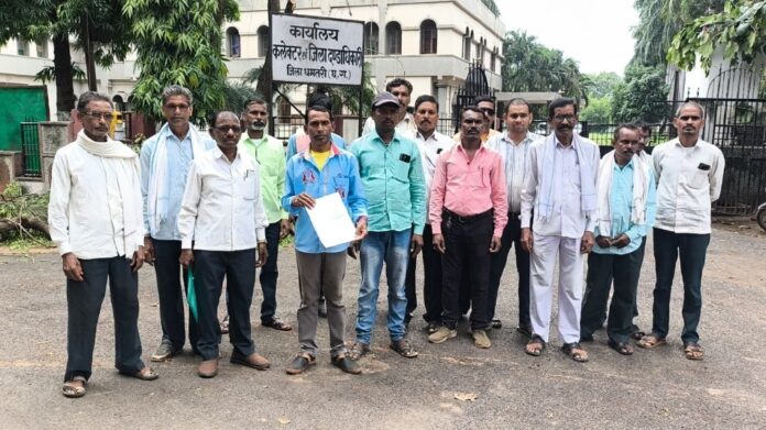ग्रामीण कलेक्ट्रेट पहुंचे नशे के कारोबार के खिलाफ