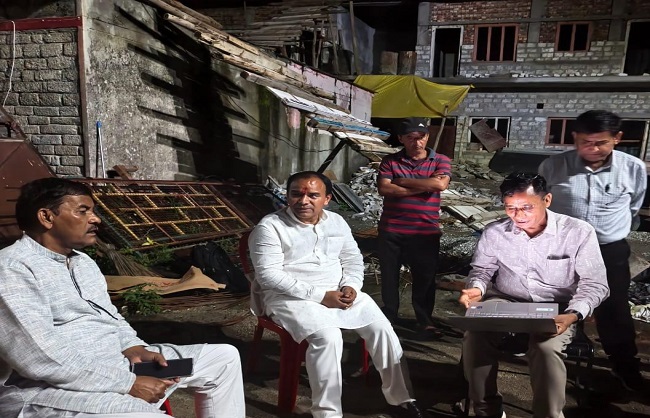 कैबिनेट मंत्री डॉ. धन सिंह राव पैठाणी क्षेत्र भ्रमण कैबिनेट मंत्री डॉ. धन सिंह राव पैठाणी क्षेत्र भ्रमण