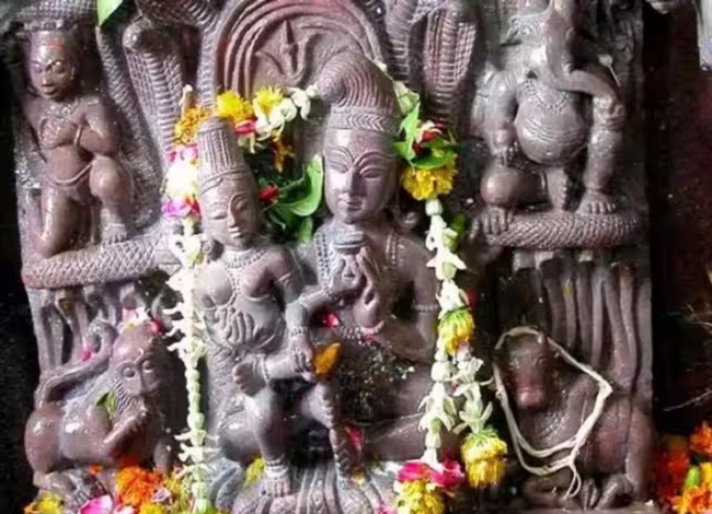 नागचंद्रेश्वर मंदिर, रत्नागिरी जिला नागचंद्रेश्वर मंदिर, रत्नागिरी जिला