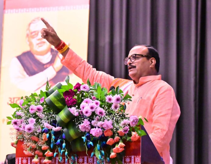 उपमुख्यमंत्री ब्रजेश पाठक की बड़ी बातें