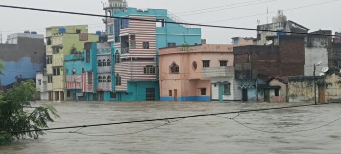 नदी का जलस्तर बढ़ा