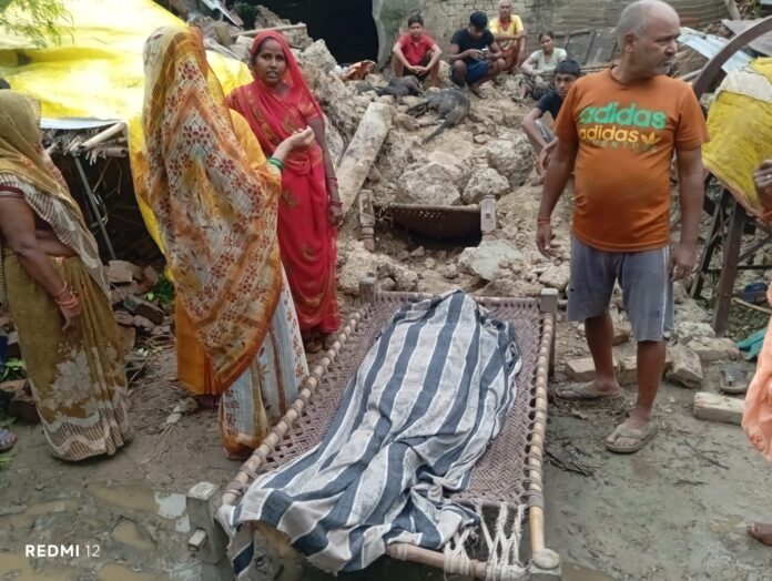 मृतक महिला के लाश की फोटो