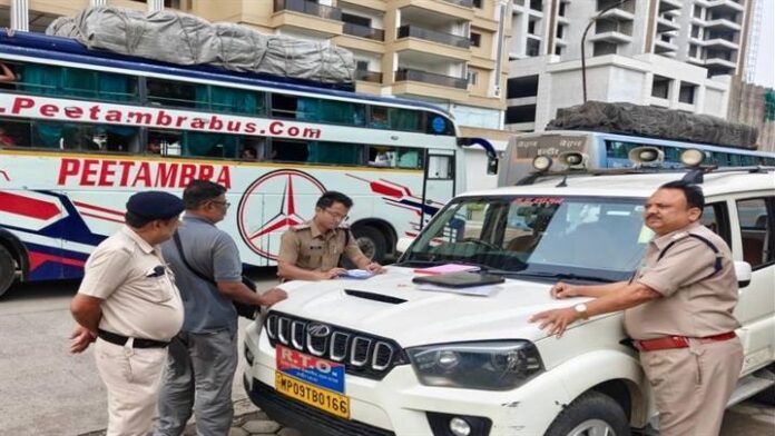 ओवरलोड और अधिक किराया वसूलने वाले वाहनों पर कार्रवाई,