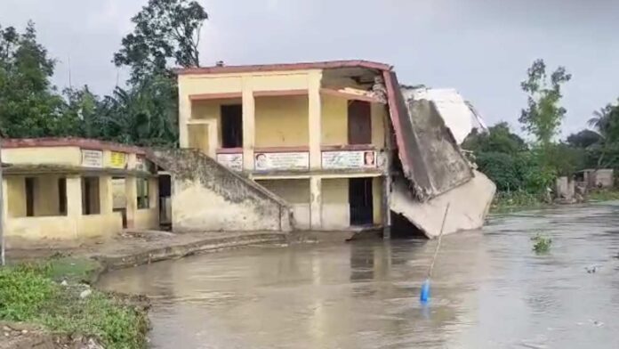 रविवार को स्कूल की स्थिति