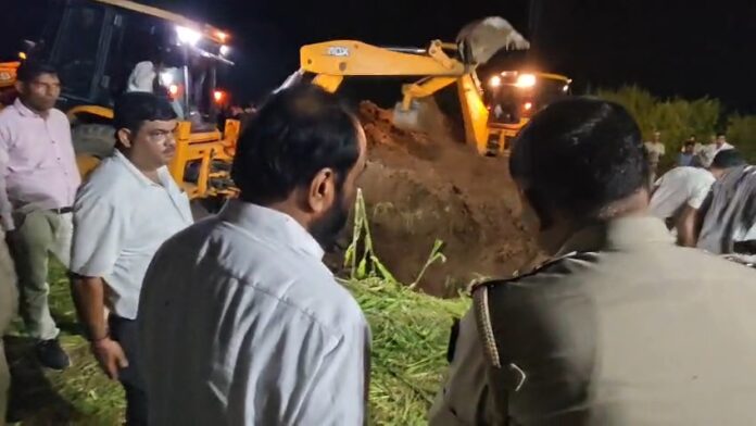 अलवर घटनास्थल पर मौजूद विधायक.