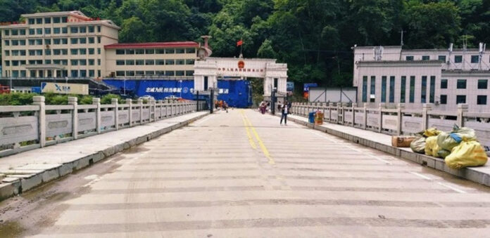 नेपाल चीन के बीच रहा तातोपानी नाका