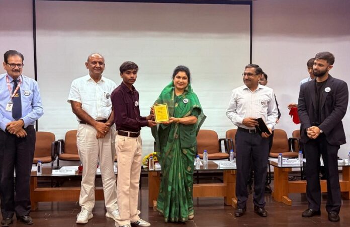 बंसल ग्रुप ऑफ इंस्टीट्यूट के दीक्षारंभ समारोह में शामिल हुईं मंत्री कृष्णा गौर