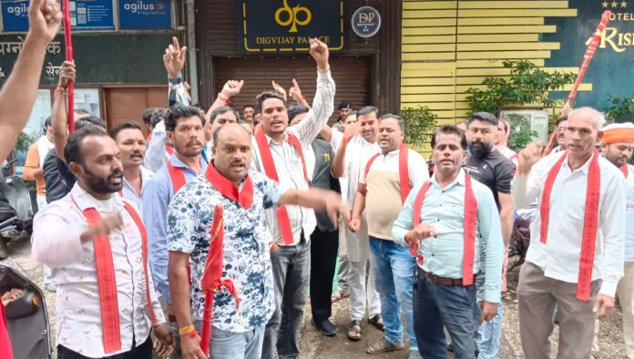 जबलपुर के ऋषि रीजेंसी होटल एंड बार पर अवैध शराब कारोबार के आरोप, वीडियो बनाने पर कार्यकर्ता से मारपीट का दावा