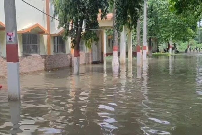 बाढ़ का दृश्य