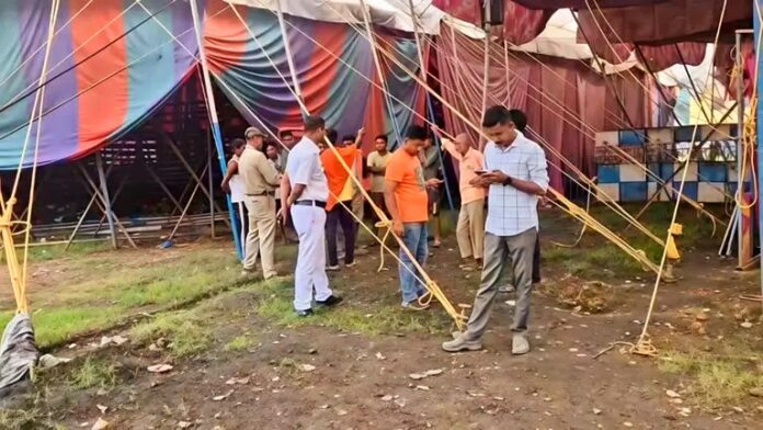 घटना की सूचना पाकर मौके पर पहुंची पुलिस