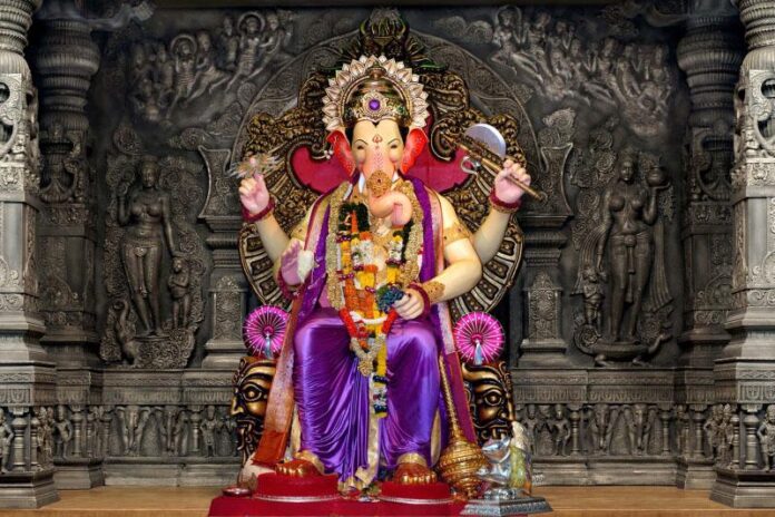 भगवान गणेश की मूर्ति