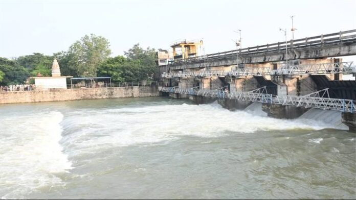ग्वालियरः दूसरी बार खुले तिघरा जलाशय के गेट