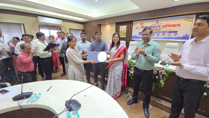 सेवा संकल्प अभियान अभियान कोंकण संभाग आयुक्त रुबिका अग्रवाल की उपस्थिति मे ठाणे मे शुरू हुआ