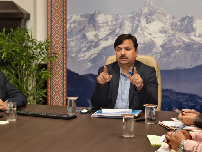उपायुक्त अनुपम कश्यप