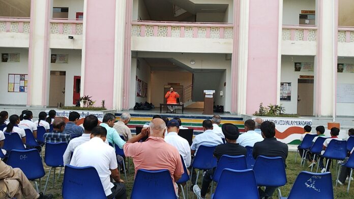 अटल आवासीय विद्यालय में आयोजित होता भारतीय ज्ञान एवं कर्मयोग पर संवाद