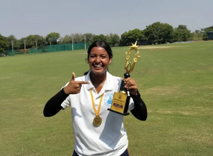 क्रिकेट के मैदान पर चमकी किशनगंज की तानिया, अंडर-19 टूर्नामेंट में शानदार प्रदर्शन