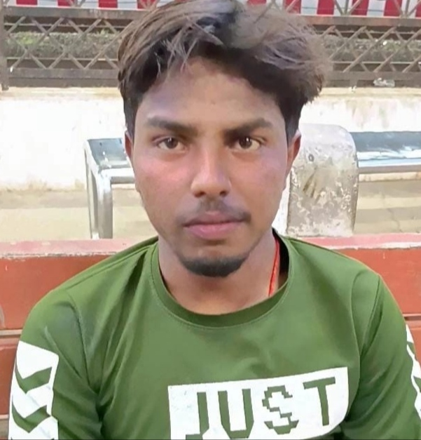 मृत युवक की फाइल फोटो मृत युवक की फाइल फोटो