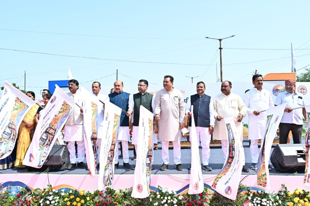 45 पी.एम. ई-बस सेवा के साथ मुख्यमंत्री सुगम परिवहन सेवा की 55 बस मिलाकर कुल 100 बसों का हुआ भव्य शुभारंभ 45 पी.एम. ई-बस सेवा के साथ मुख्यमंत्री सुगम परिवहन सेवा की 55 बस मिलाकर कुल 100 बसों का हुआ भव्य शुभारंभ