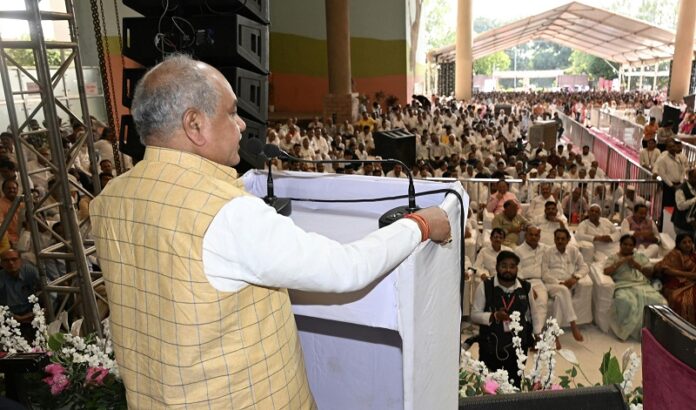 सामूहिक क्षमावाणी महोत्सव को संबोधित करते हुए विधानसभा अध्यक्ष तोमर