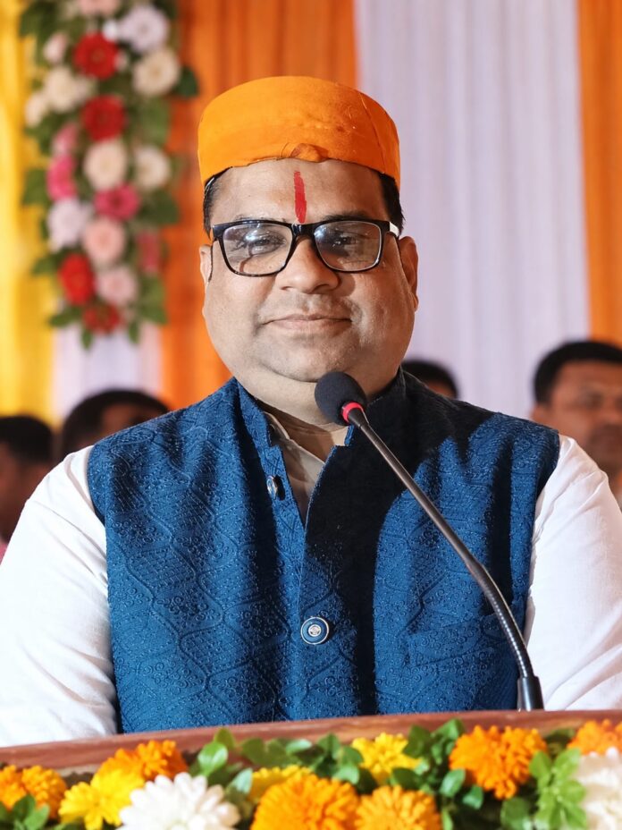 पंडित तरुण झा पंडित तरुण झा