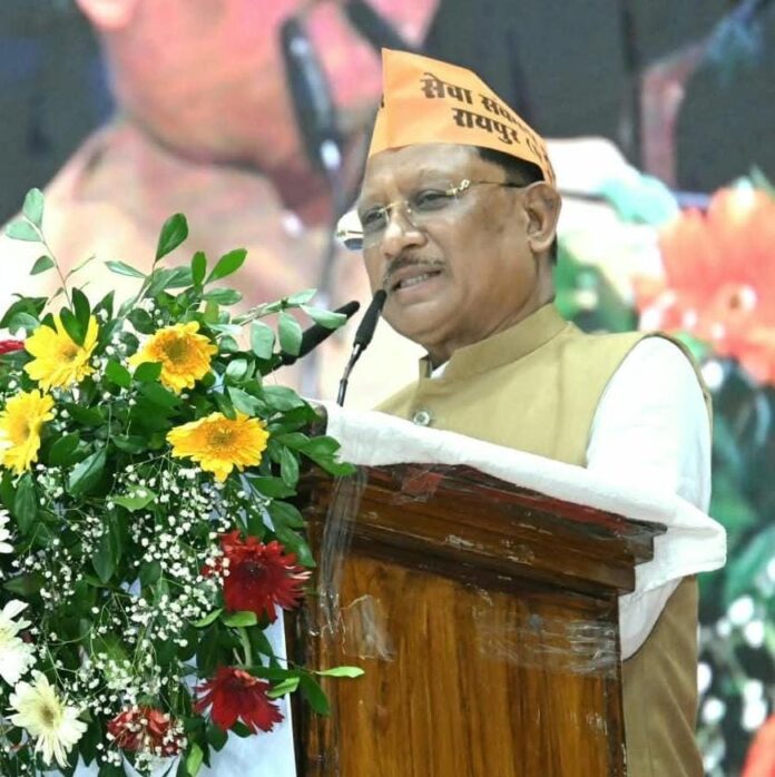 कार्यक्रम को संबोधित करते मुख्यमंत्री विष्णु देव साय कार्यक्रम को संबोधित करते मुख्यमंत्री विष्णु देव साय