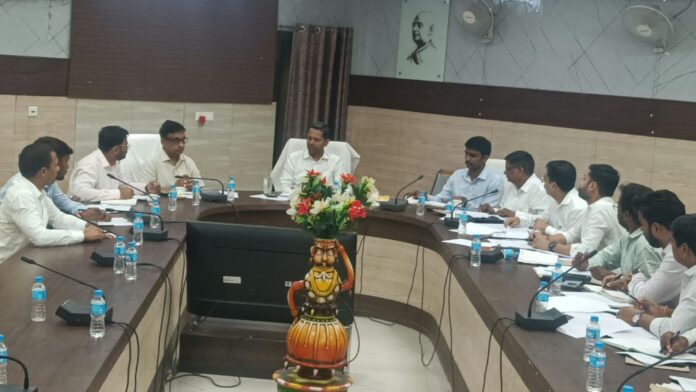 कौशल विकास योजनाओं की प्रगति तेज करने के निर्देश, युवाओं को रोजगार से जोड़ने पर जोर* कौशल विकास योजनाओं की प्रगति तेज करने के निर्देश, युवाओं को रोजगार से जोड़ने पर जोर*
