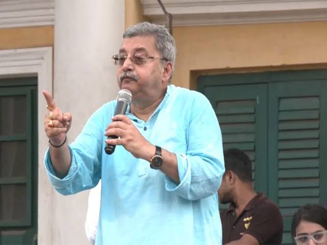 कल्याण बनर्जी फाइल चित्र कल्याण बनर्जी फाइल चित्र