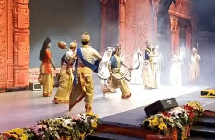 अंतरराष्ट्रीय श्रीरामलीला उत्सव में सत्रिया नृत्य की प्रस्तुति