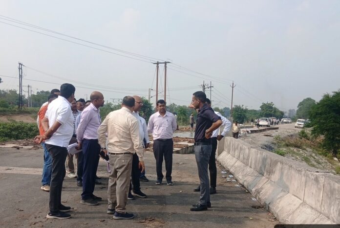 कोरबा-जांजगीर में सड़क और पुल निर्माण कार्यों में आएगी तेजी, PWD सचिव ने किया निरीक्षण, दिसंबर तक इंडस्ट्रियल कॉरिडोर का पुल पूरा करने के निर्देश
