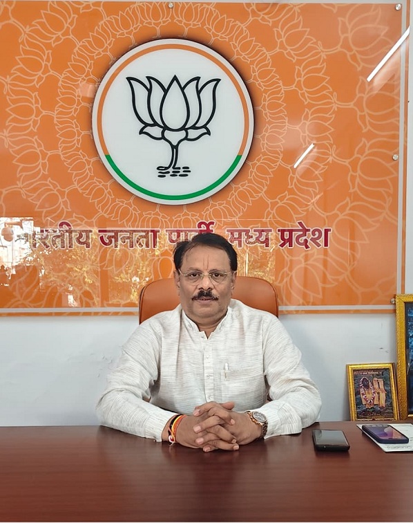 हिन्दुस्थान समाचार के साथ साक्षात्कार के दाैरान बृजगाेपाल लाेया हिन्दुस्थान समाचार के साथ साक्षात्कार के दाैरान बृजगाेपाल लाेया