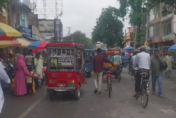 अररिया फोटो:शहर की ट्रैफिक व्यवस्था