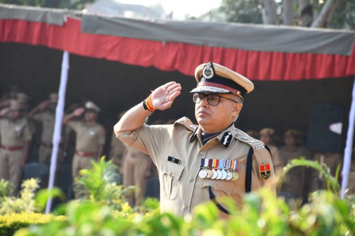 पुलिस शहीद दिवस: कर्तव्य पथ पर प्राण न्योछावर करने वाले 154 पुलिसकर्मियों को नमन पुलिस शहीद दिवस: कर्तव्य पथ पर प्राण न्योछावर करने वाले 154 पुलिसकर्मियों को नमन