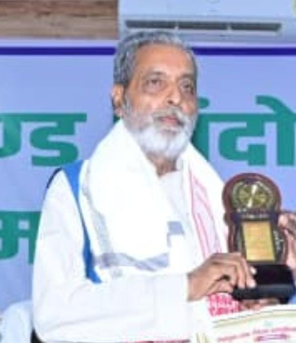 दिवंगत कामेश्वर पांडे दिवंगत कामेश्वर पांडे
