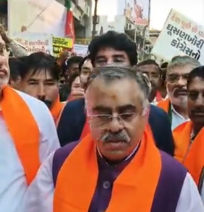 भाजपा की ‘लोकतंत्र बचाओ’ पदयात्रा