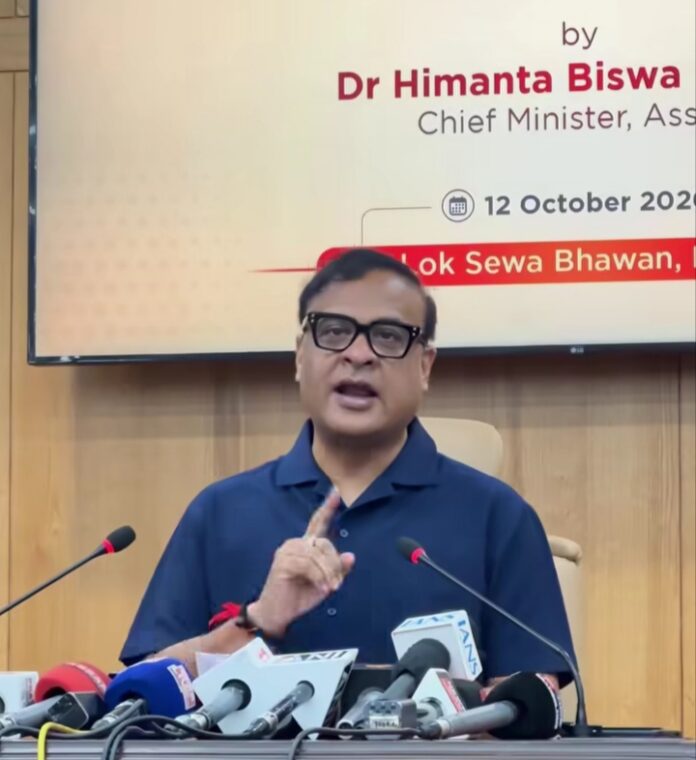 सोमवार को लोक सेवा भवन में संवाददाता सम्मेलन को संबोधित करते हुए मुख्यमंत्री डॉ हिमंत बिस्व सरमा। सोमवार को लोक सेवा भवन में संवाददाता सम्मेलन को संबोधित करते हुए मुख्यमंत्री डॉ हिमंत बिस्व सरमा।