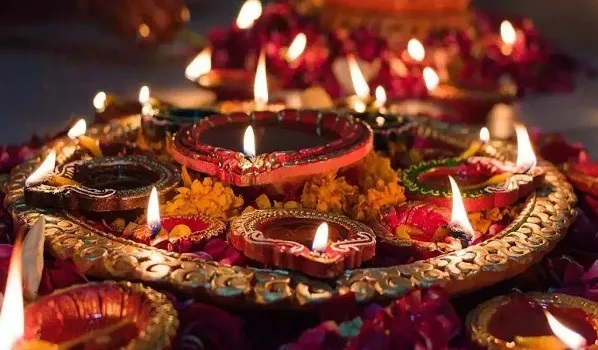 दीपावली पर प्रदेश के 541 मंदिरों में होगा पांच दिवसीय दीपोत्सव: 8.00 करोड़ से अधिक की स्वीकृति दीपावली पर प्रदेश के 541 मंदिरों में होगा पांच दिवसीय दीपोत्सव: 8.00 करोड़ से अधिक की स्वीकृति
