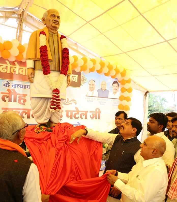 मुख्यमंत्री डॉ. यादव ने लौह पुरुष सरदार वल्लभ भाई पटेल की प्रतिमा का किया अनावरण